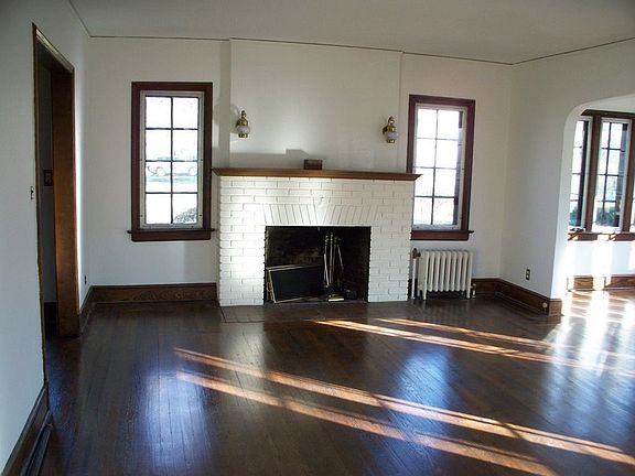 2nd image of 15 Leith Pl