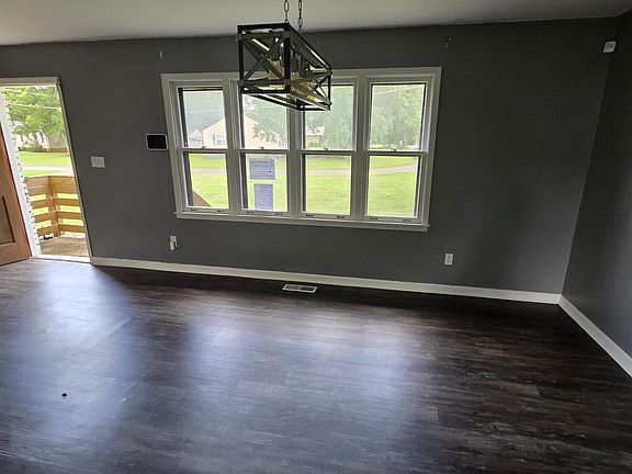 5th image of 234 Highland Dr