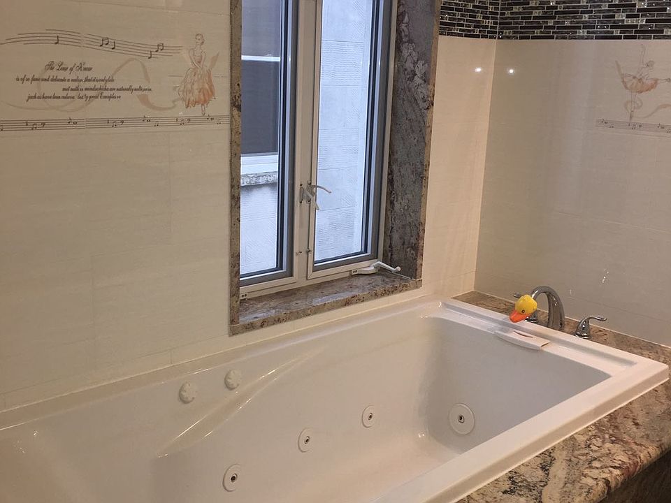 Jacuzzi