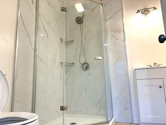 4th image of 2631 1/2 W 17th St