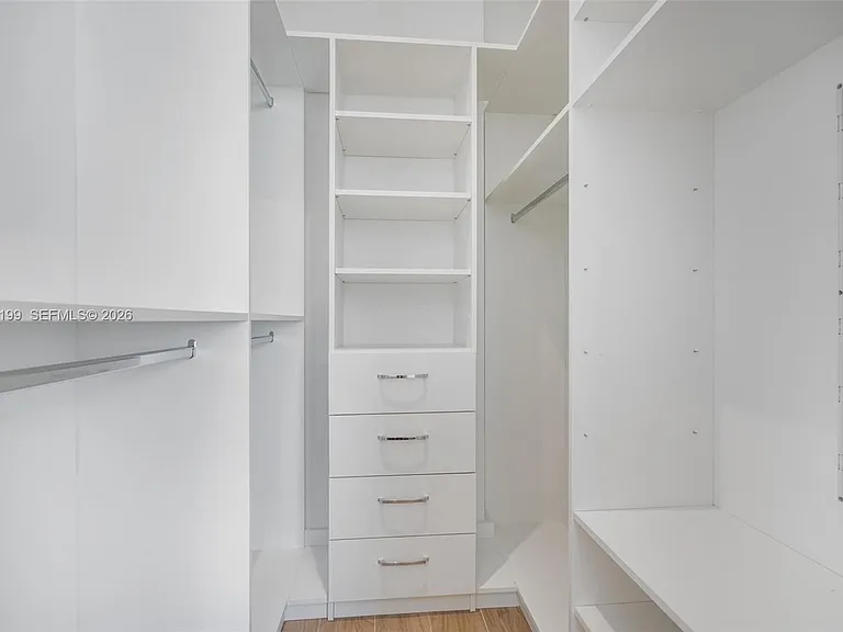 2655 S Bayshore Dr #1911 — Photo 27