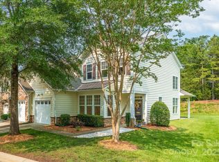 5963 Pale Moss Ln, Charlotte, NC 28269