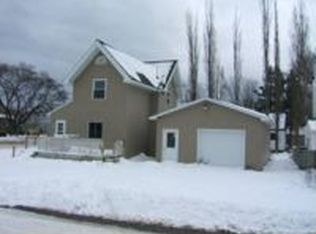 101 Chestnut St, Munising, MI 49862