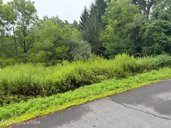 87-89 Dean St, Drums, PA 18222