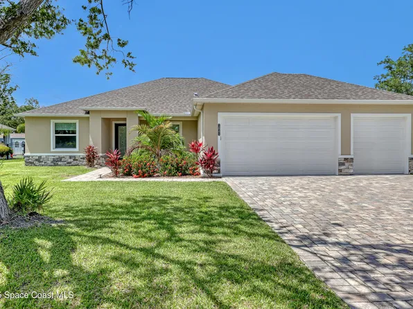 1841 Market Cir NE, Palm Bay, FL 32905