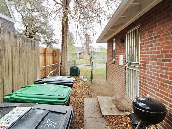 5th image of 2637 E Martin Luther King Blvd