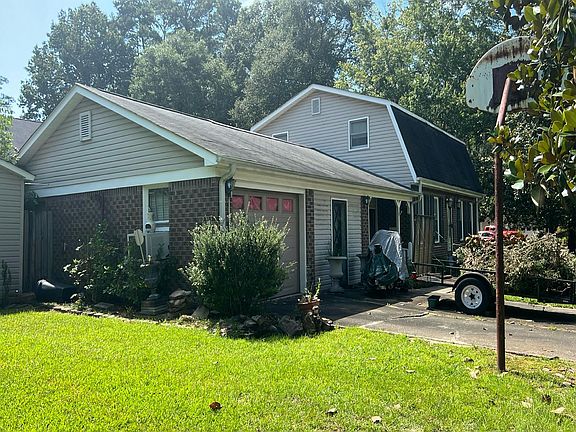 3rd image of 2095 Broughton Spring Rd