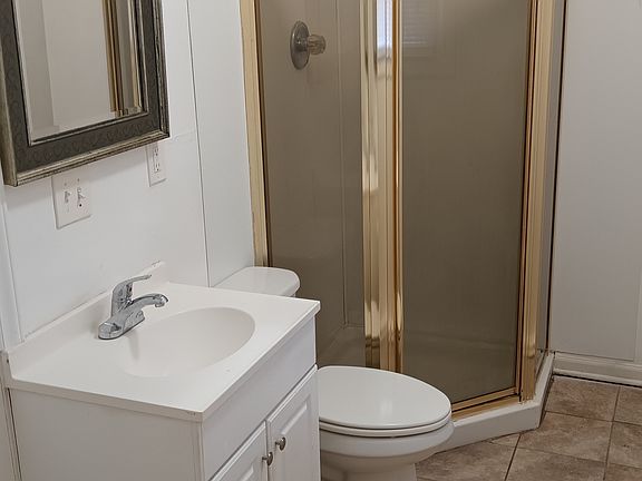 3rd image of 8044 Park Ave