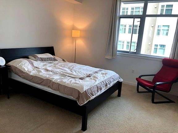 4th image of 100 Waller St APT 233