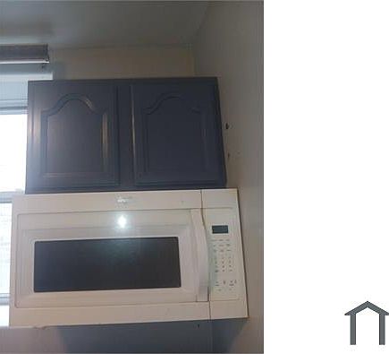 2nd image of 8004 S Phillips Ave APT 3S