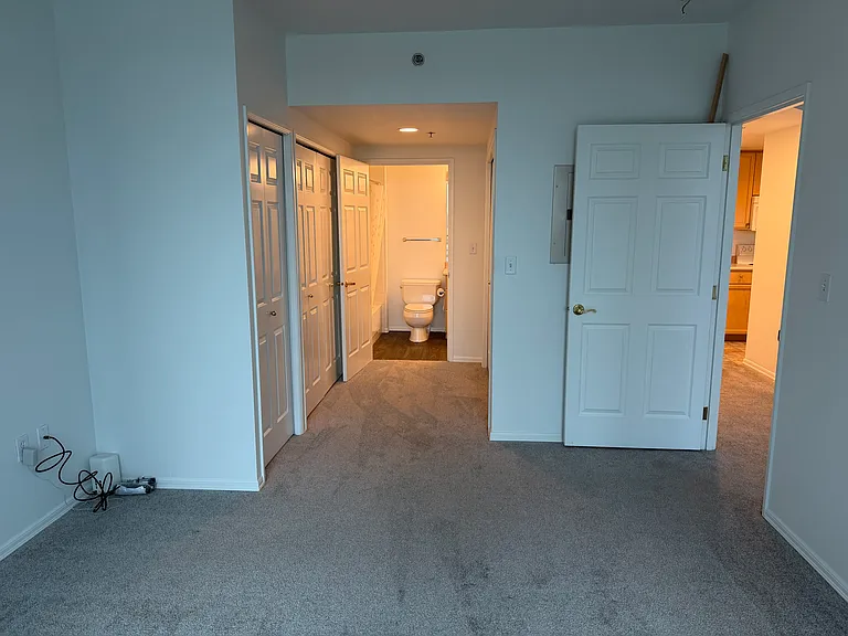 177 107th Ave NE #1014 — Photo 4