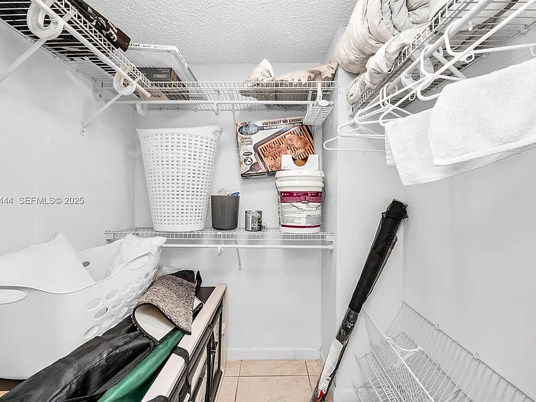 2800 N Palm Aire Dr #309 — Photo 14
