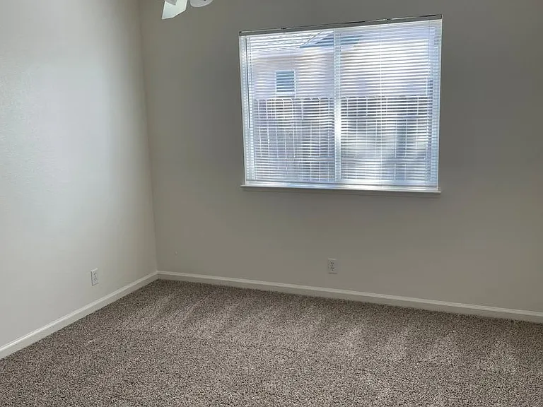 56 Hawes Way — Photo 10