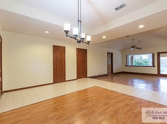 2nd image of 4705 Lakeway Dr