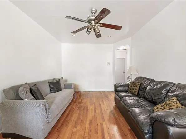 1650 East 55th Street image 13 of 25