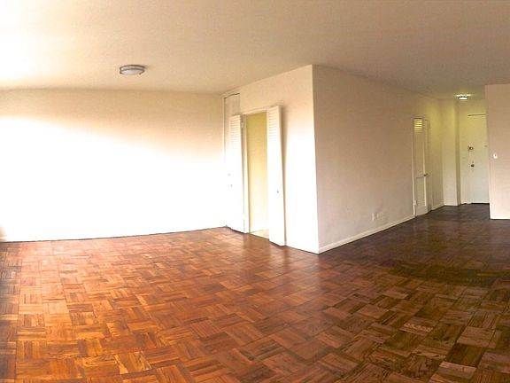 3rd image of 15 W 72nd St APT 22S