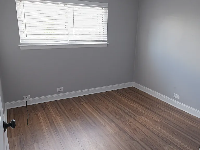 12546 Fairview Ave #2E — Photo 9