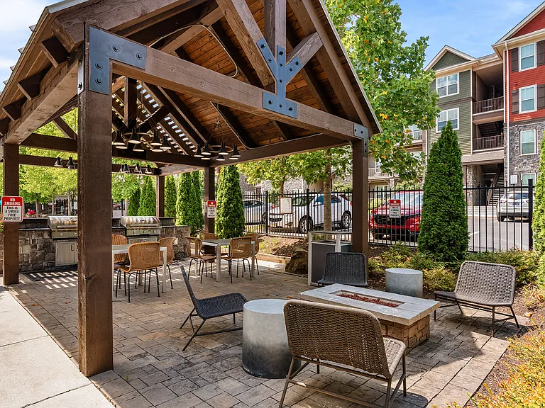 The Lodge Bellevue — Photo 17