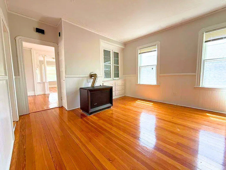 315 Summer St #2 — Photo 8