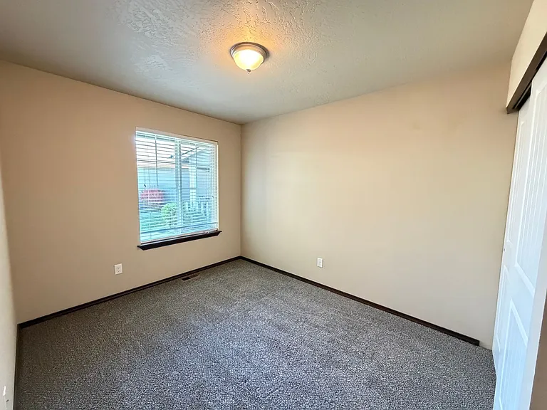 7808 W Kayak Ct — Photo 10