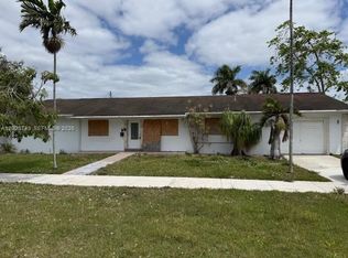 105 NE 17th St, Homestead, FL 33030