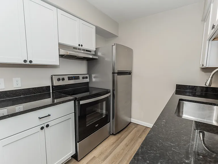 111 N Wisconsin Ave #1 — Photo 8