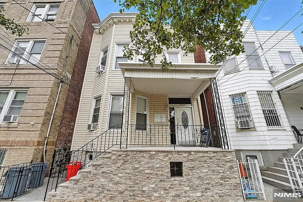 Building Photo - 2105 New York Ave #BASEMENT