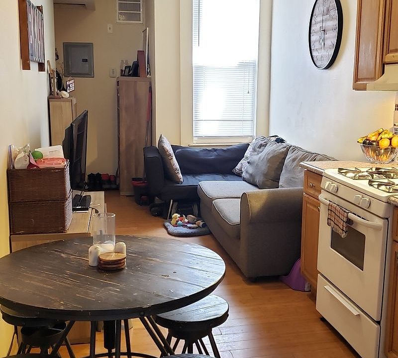 1st image of 304 Cooper St #L1