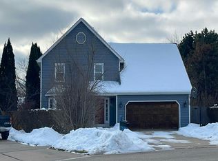 1133 Tewes Ln, Beach Park, IL 60099