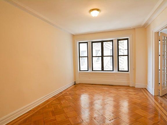 3rd image of 220 W 98th St APT 6B