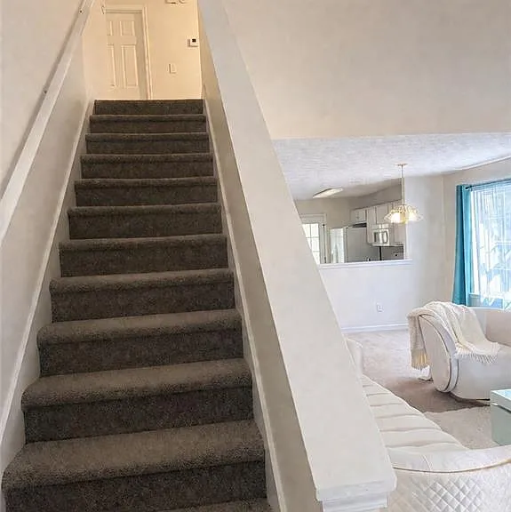 301 Saint Charles Ave — Photo 6