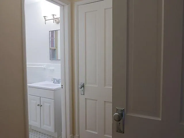 2724-40 Porter St NW — Photo 9