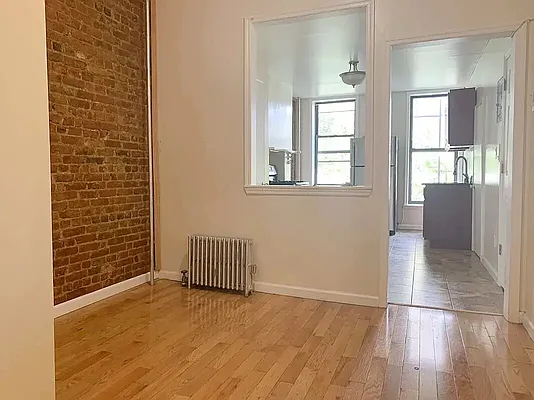 Rented by Bedford Realty USA Corp | media 1