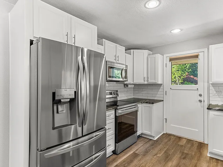 11322 Skagit Dr SE — Photo 8