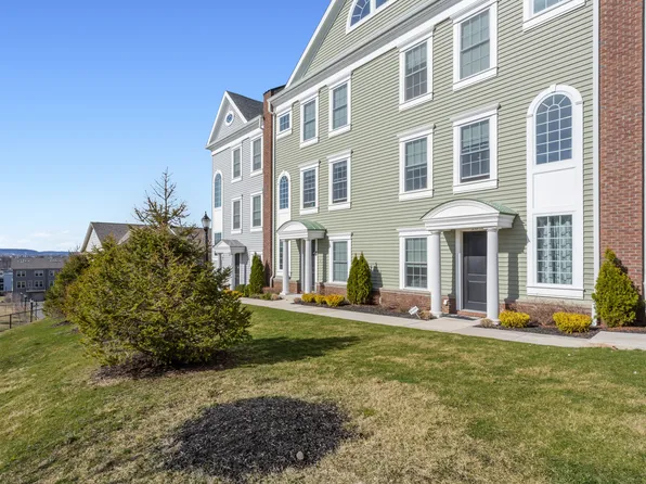 293 Bradley Dr, Wood Ridge, NJ 07075