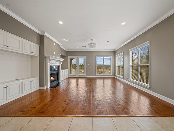 5th image of 518 Amity Rd APT I6