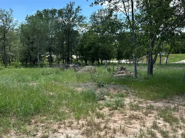 103 E Keomuku Ln, Bastrop, TX 78602