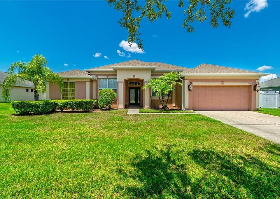 1st image of 4832 Lakes Edge Ln