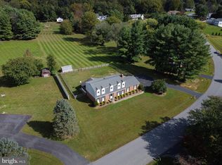 17412 Madison Ave, Hamilton, VA 20158