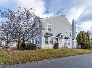 1262 Forest Rd, Whitehall, PA 18052