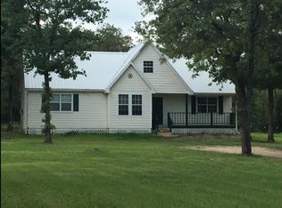 910 Perry Ln, Thorndale, TX 76577