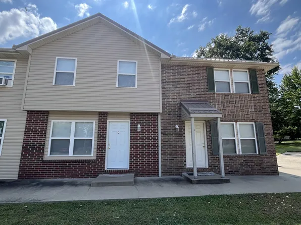 806 Foster Ln APT C, Warrensburg, MO 64093