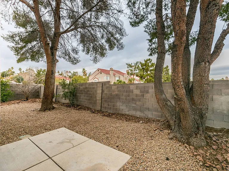1738 Toltec Cir — Photo 42