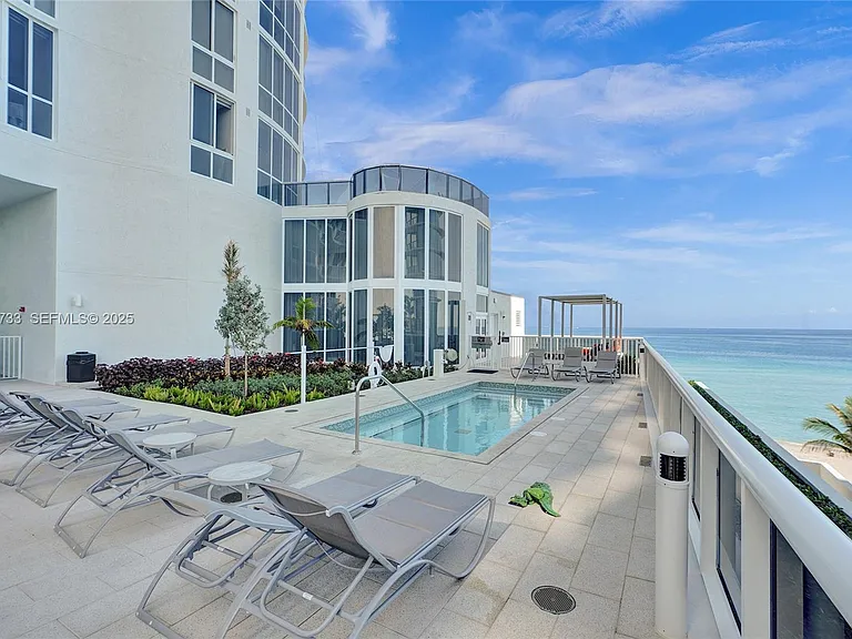 15811 Collins Ave #3302 — Photo 56