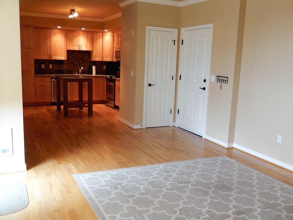 1st image of 4116 California Ave SW #407-9