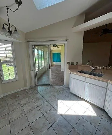5048 NW 35th St — Photo 13