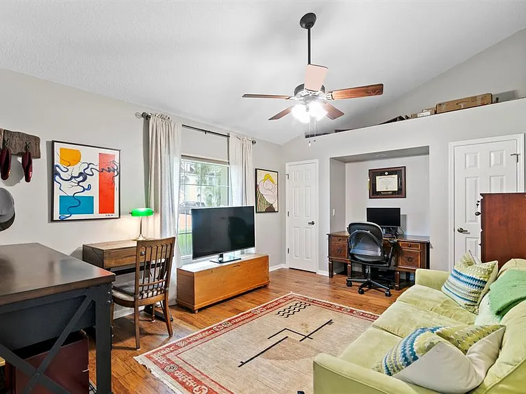 8412 Ridgebrook Cir — Photo 52