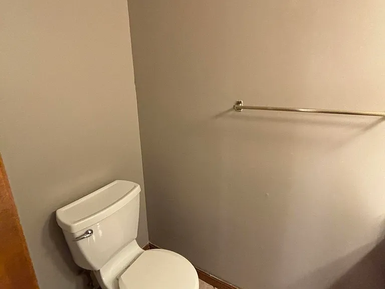 6441 Oakshore Dr — Photo 6