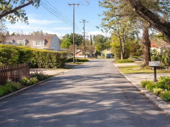 2486 Warren Ln #1, Walnut Creek, CA 94597