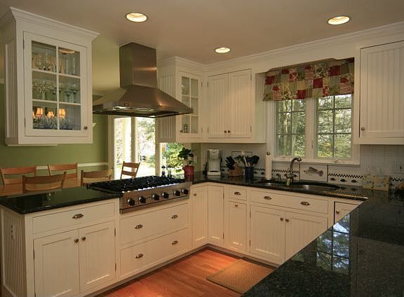 OTHER VIEW OF KITCHEN